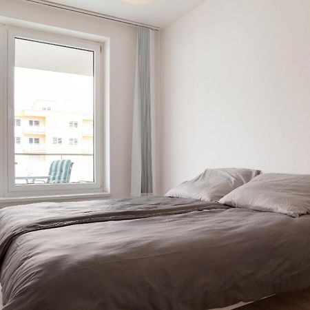 Great Tourist And Business Apartment Near Center Братислава Экстерьер фото